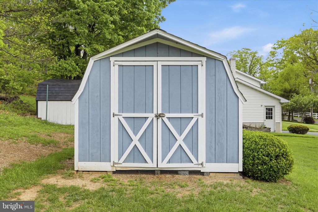 Image 136 of property listing at 12819 WOODBINE RD SW, Cresaptown, MD 21502