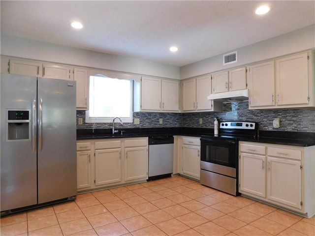 1420 Grayland Creek Place, Lawrenceville, GA 30046
