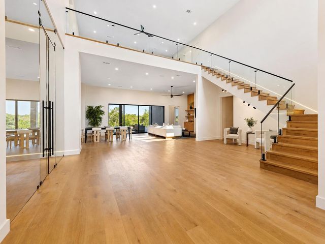 205 Waters View CT, Dripping Springs, TX 78620