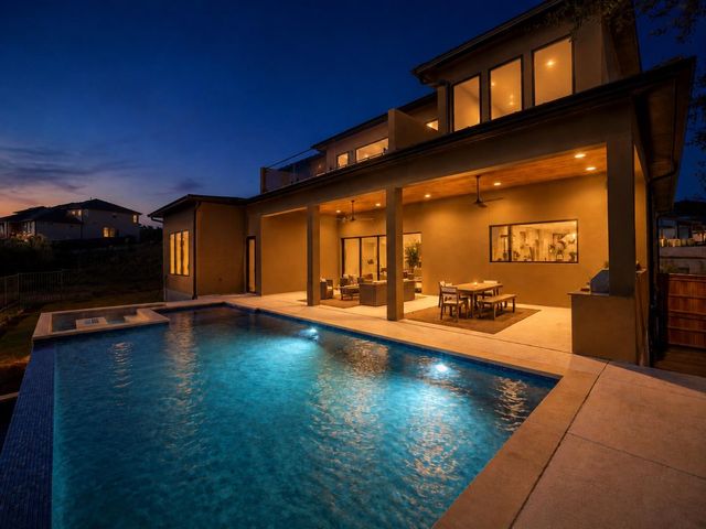 205 Waters View CT, Dripping Springs, TX 78620