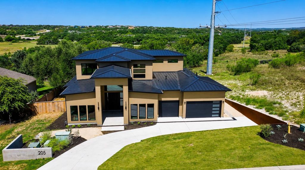 205 Waters View CT, Dripping Springs, TX 78620