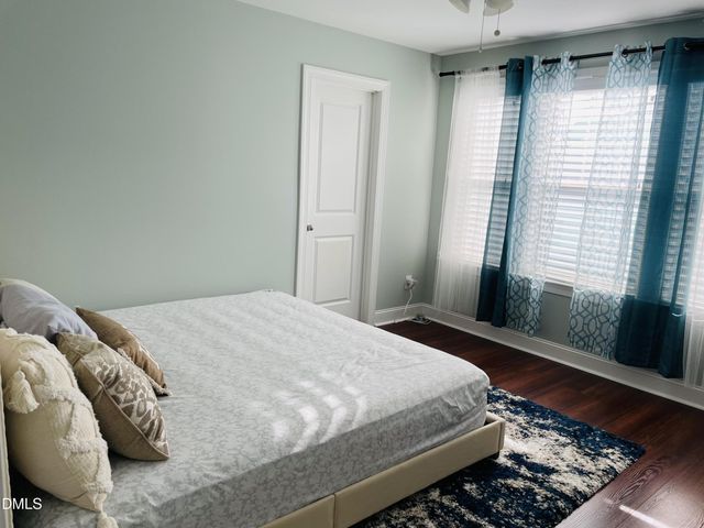 1089 Diamond Dove Lane, Apex, NC 27502