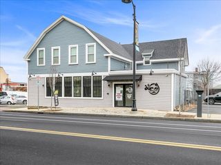 374 Rantoul St, Beverly, MA 01915