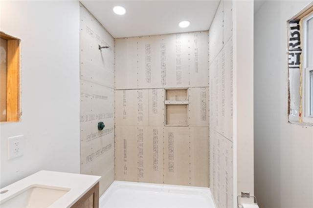 1993 Bailey Road, Ontario, NY 14519