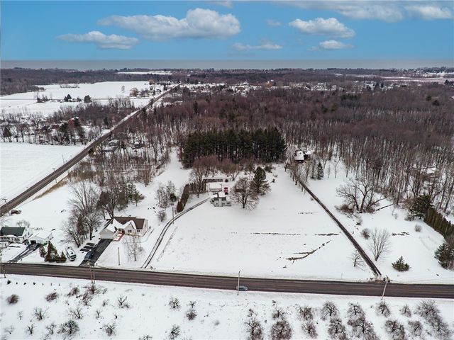 1993 Bailey Road, Ontario, NY 14519