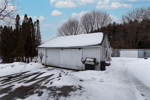 1993 Bailey Road, Ontario, NY 14519