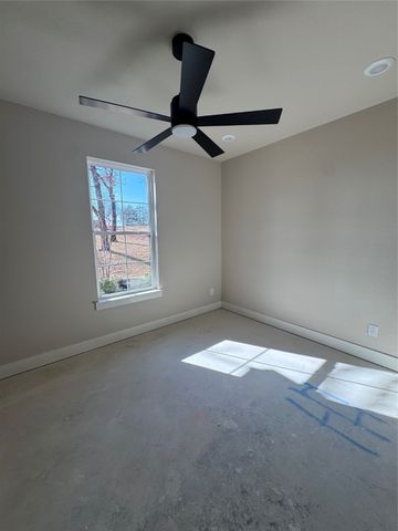 1064 Arbor Vista Drive, Azle, TX 76020