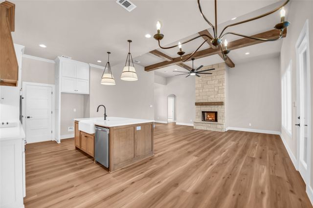 1064 Arbor Vista Drive, Azle, TX 76020