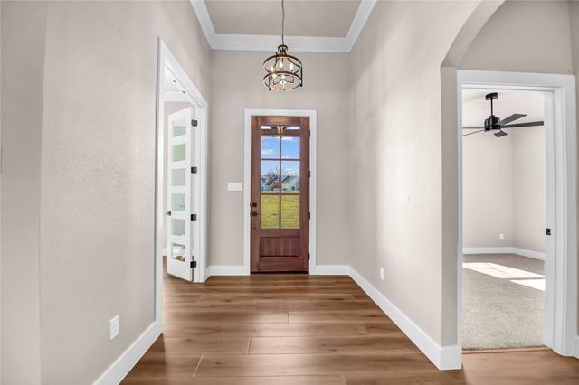 1064 Arbor Vista Drive, Azle, TX 76020