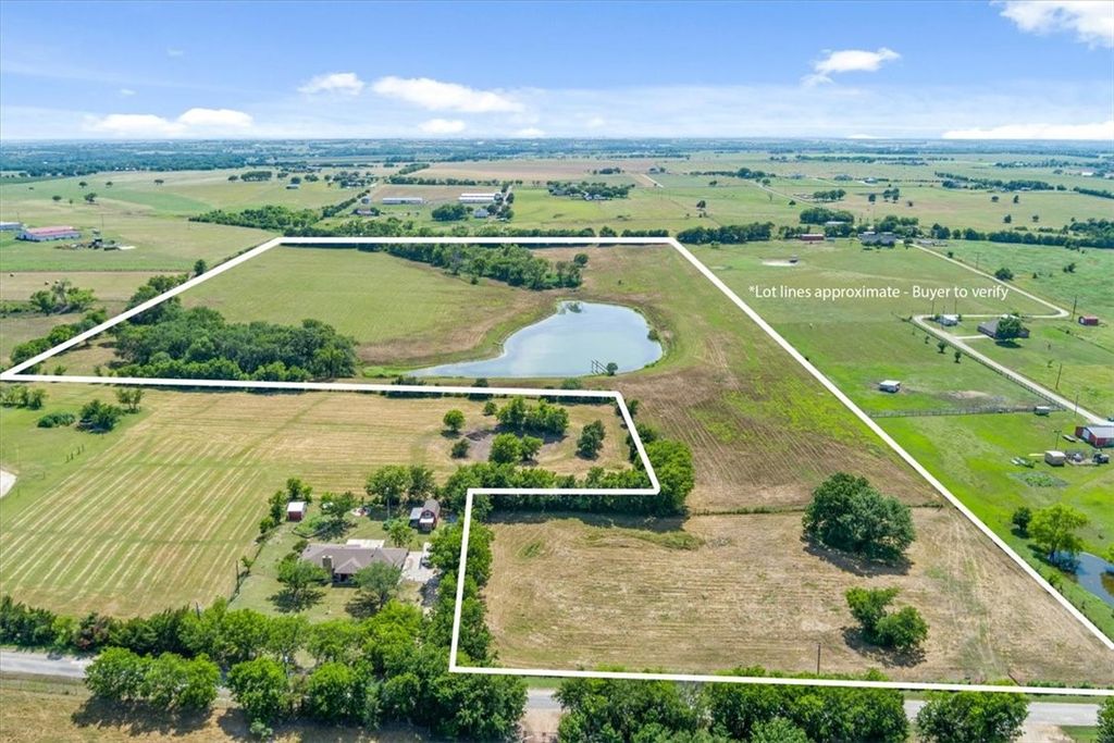600 Tynes Road, Lorena, TX 76706
