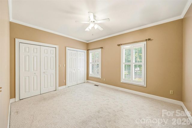 200 Teaberry Lane, Hendersonville, NC 28739