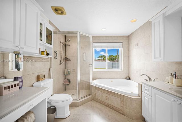 8251 NW 185th Street, Hialeah, FL 33015