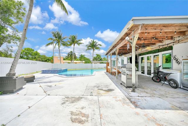 8251 NW 185th Street, Hialeah, FL 33015