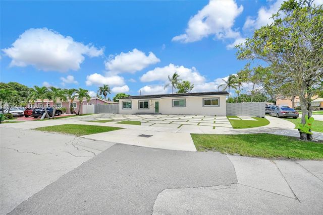 8251 NW 185th Street, Hialeah, FL 33015