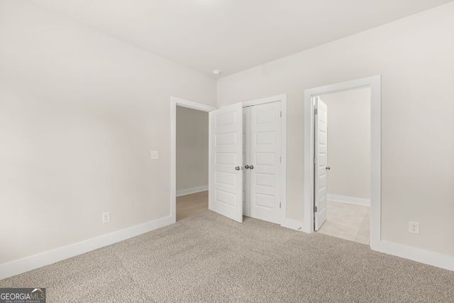 8315 Creekside Overlook Drive, Gainesville, GA 30506
