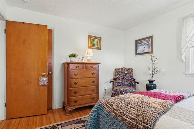 247 West Ivy Street, East Rochester, NY 14445