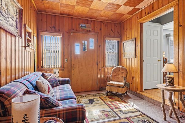 247 West Ivy Street, East Rochester, NY 14445