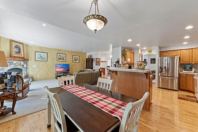 698 Ewe Creek Road, Grants Pass, OR 97526