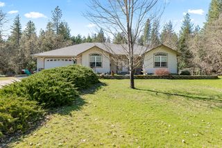 698 Ewe Creek Road, Grants Pass, OR 97526