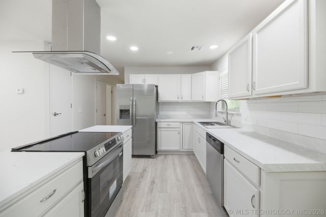 1012 N Irvington Avenue, Tulsa, OK 74115