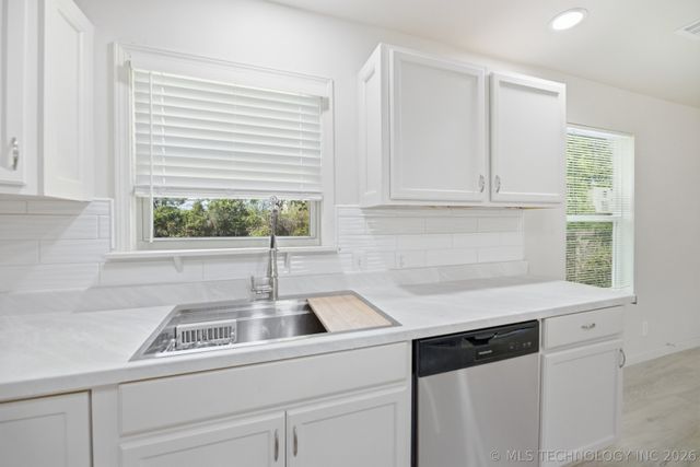 1012 N Irvington Avenue, Tulsa, OK 74115