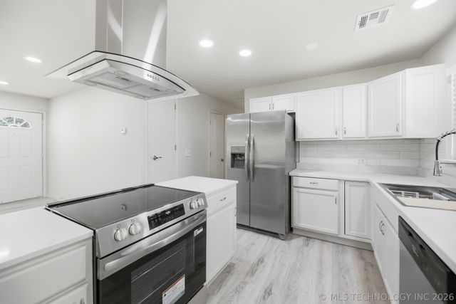 1012 N Irvington Avenue, Tulsa, OK 74115