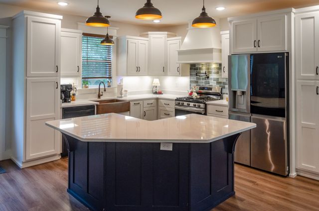 2999 Dugley Branch Dr, Bon Aqua, TN 37025