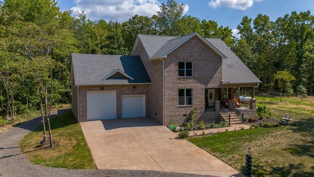 2999 Dugley Branch Dr, Bon Aqua, TN 37025