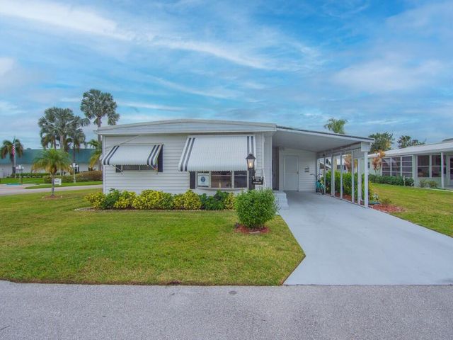 258 NE Cameo Way, Jensen Beach, FL 34957