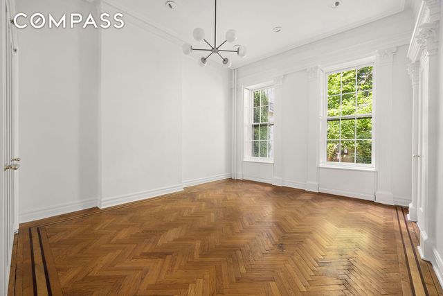 57 W 9th Street, New York City, NY 10011