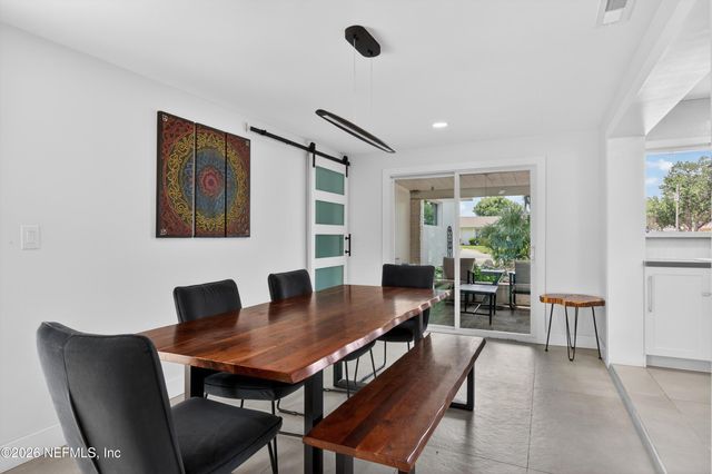 8 FERNWOOD Lane, Palm Coast, FL 32137