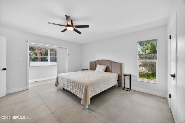 8 FERNWOOD Lane, Palm Coast, FL 32137