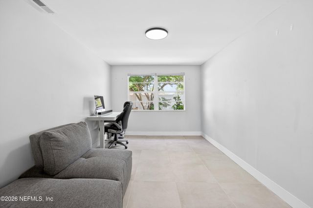 8 FERNWOOD Lane, Palm Coast, FL 32137