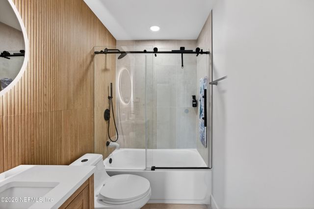 8 FERNWOOD Lane, Palm Coast, FL 32137