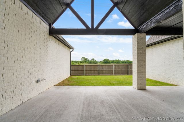 12806 S Irvington Avenue, Tulsa, OK 74008