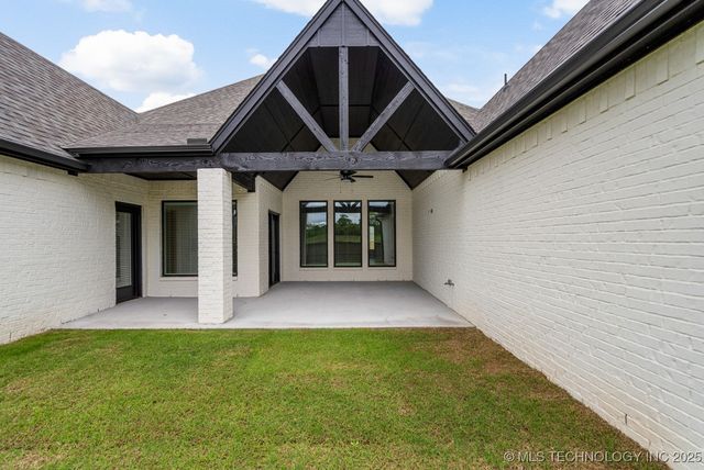 12806 S Irvington Avenue, Tulsa, OK 74008