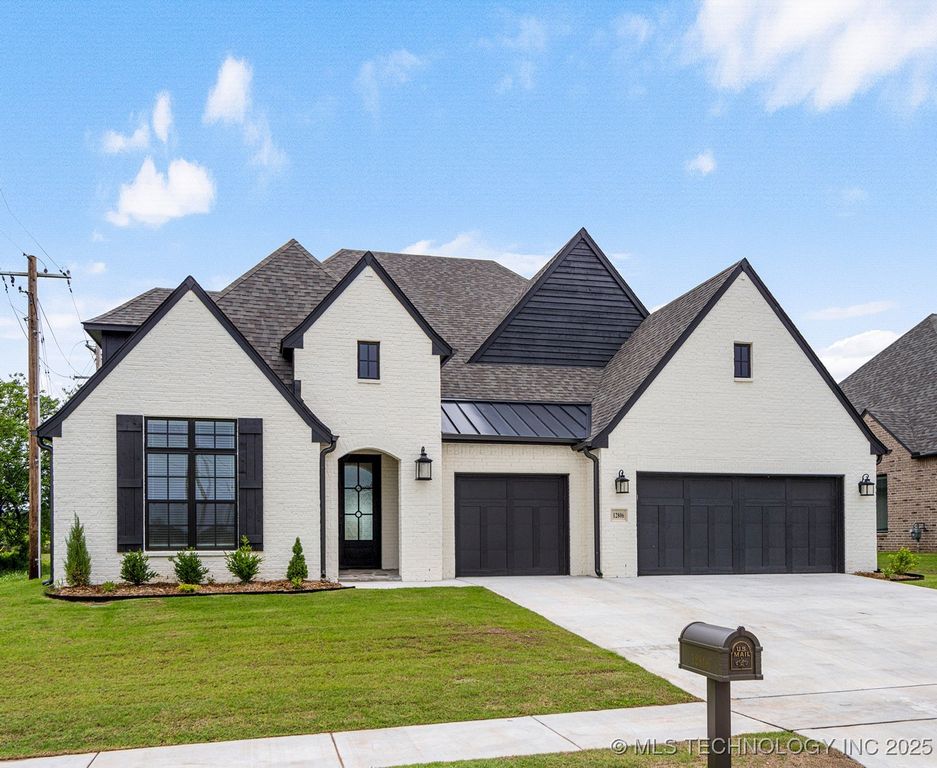 12806 S Irvington Avenue, Tulsa, OK 74008