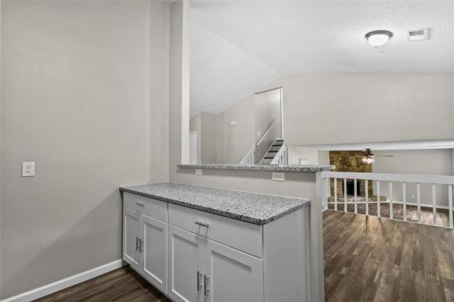 1055 Chapman Lane, Stone Mountain, GA 30088
