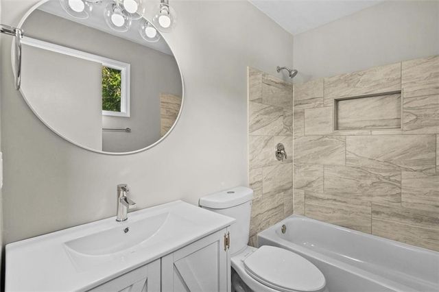1055 Chapman Lane, Stone Mountain, GA 30088