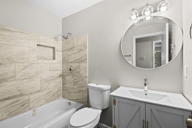 1055 Chapman Lane, Stone Mountain, GA 30088