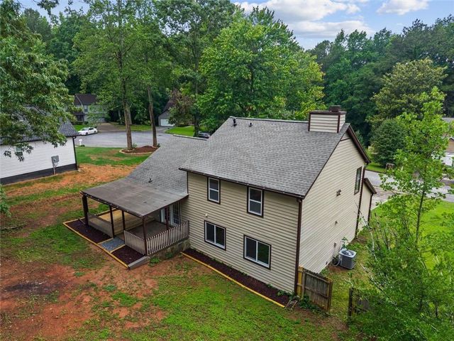 1055 Chapman Lane, Stone Mountain, GA 30088