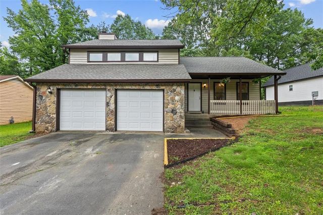 1055 Chapman Lane, Stone Mountain, GA 30088
