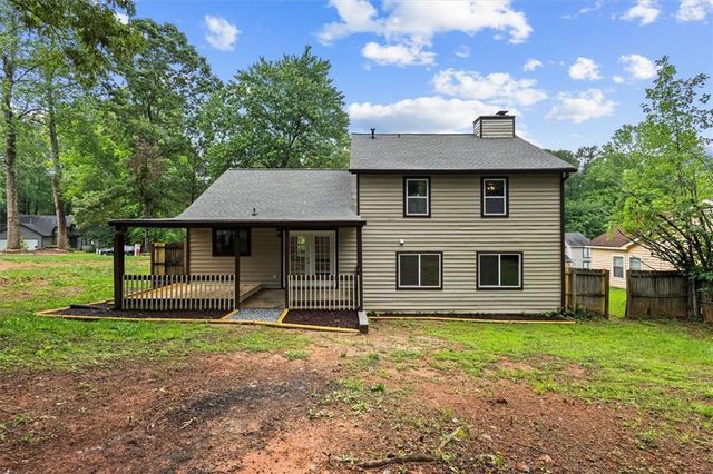 1055 Chapman Lane, Stone Mountain, GA 30088
