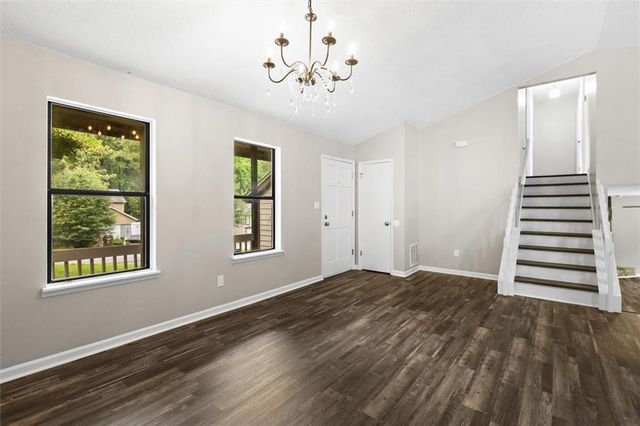 1055 Chapman Lane, Stone Mountain, GA 30088
