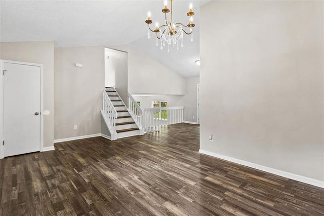 1055 Chapman Lane, Stone Mountain, GA 30088
