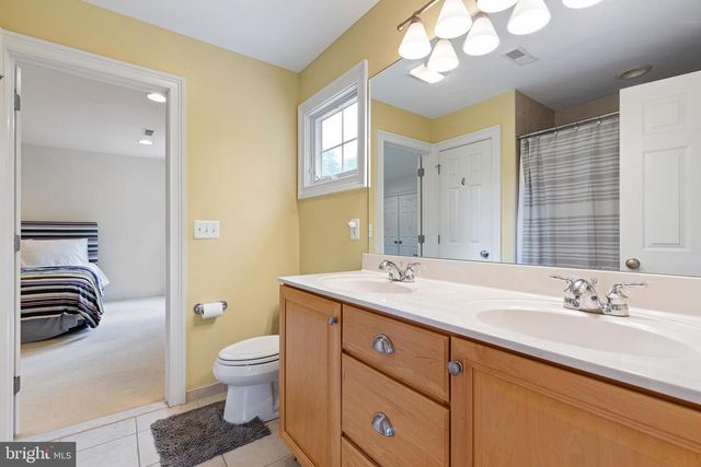 118 WOODRIDGE DR, Kennett Square, PA 19348