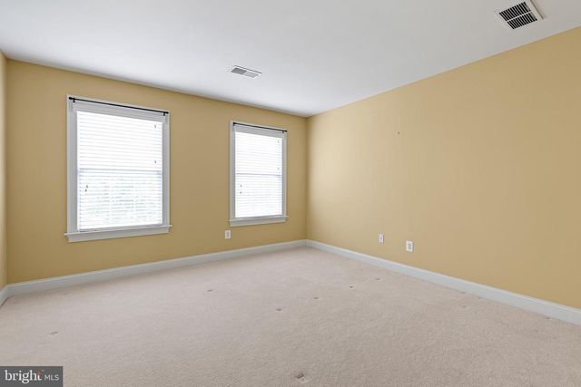 118 WOODRIDGE DR, Kennett Square, PA 19348