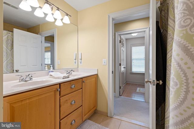 118 WOODRIDGE DR, Kennett Square, PA 19348
