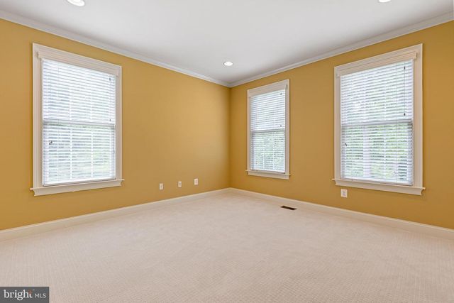 118 WOODRIDGE DR, Kennett Square, PA 19348