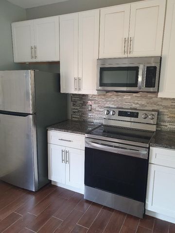 9821-9823 Sycamore Drive, Little Elm, TX 75068